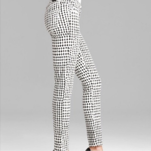 PAIGE Denim Verdugo Skinny Jeans in Diamond Checkerboard White and Black Sz 28 - Picture 4 of 13